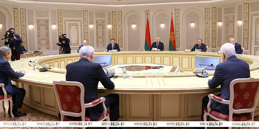 Лукашенко видит перспективы, чтобы существенно добавить в сотрудничестве с Магаданской областью