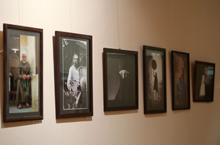 Выставка фотографий Евгения Божкова проходит в Могилеве