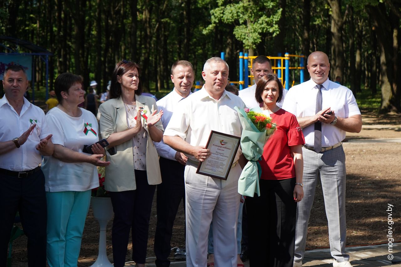 Новую детскую площадку торжественно открыли в Могилеве