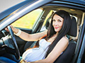 В Беларуси обновили перечень противопоказаний к управлению авто: беременные могут садиться за руль и после 30-й недели