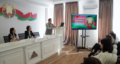 «Женщины – опора государства»: депутат Наталья Тарасенко встретилась с коллективом «Домочая»