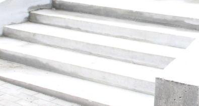 В Могилеве ведутся работы по ремонту пяти городских лестниц