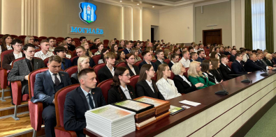 Взгляд в завтрашний день: в Могилеве прошла сессия Молодежного парламента
