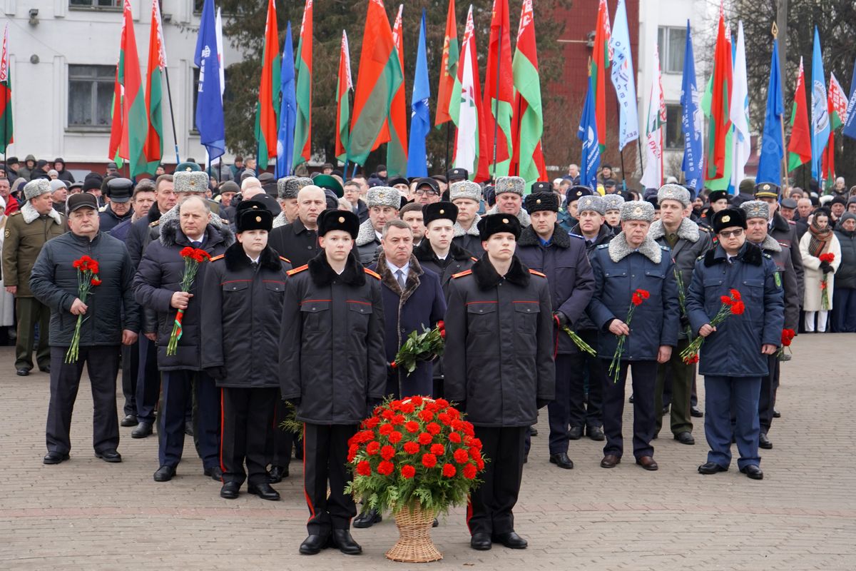 Митинг, посвященный 36-й годовщине вывода советских войск из Афганистана, прошел в Могилеве 