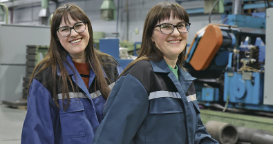 Стремление вверх: как сестры-близнецы «управляют движением» на «Могилевлифтмаше»