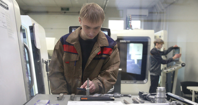 Как школьнику получить рабочую профессию, рассказали в Минобразования