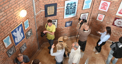 В башне Музея истории Могилева проходит выставка вытинанки «Анёлы. Птушкі. Кветкі»