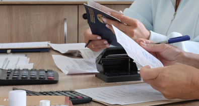 Выдавать целевые договоры для абитуриентов медвузов начнут с 15 мая, колледжей - с 1 июня