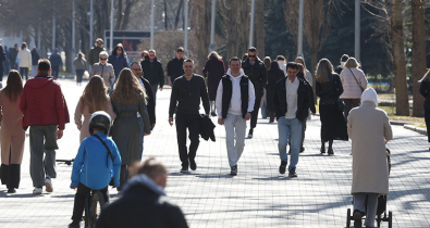 Как и сколько белорусы будут работать и отдыхать в апреле, рассказали в Минтруда