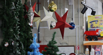 Праздничный декор и новогодние товары - магазины Могилева готовятся в Новому году