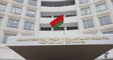 Как правильно организовать работы на открытом воздухе в морозы, рассказали в Минтруда