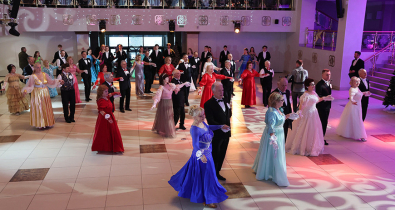 Бал для пожилых людей «Рождественская симфония» прошел в Могилеве