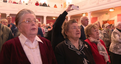 Радость взамен украденного детства: концерт для бывших малолетних узников прошел в Могилеве. Видео