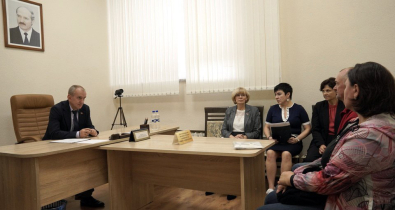 Вы обратились - вам даны разъяснения: личный прием граждан провел заместитель председателя горисполкома Анатолий Якубенко