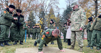 Не просто берет, а символ чести. В Могилеве кадеты прошли испытания на право ношения черного и голубого беретов