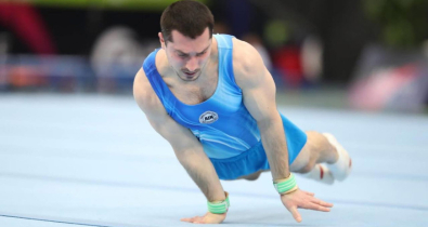 Егор Шарамков завоевал золото этапа Кубка мира в Баку в вольных упражнениях