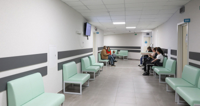 Как будут работать учреждения здравоохранения в новогодние праздники, рассказали в Минздраве