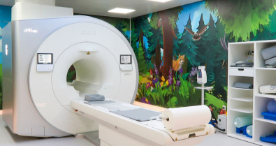 Кабинет МРТ в детской областной больнице украсили при помощи Могилевской епархии. Видео